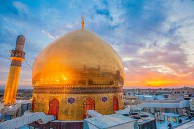 القبة الذهبية لضريح العسكريين في سامراء