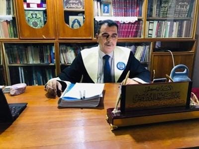 مناقشة أطروحة طالب الدكتوراه ( تيسير حسين محمد) في قسم التاريخ