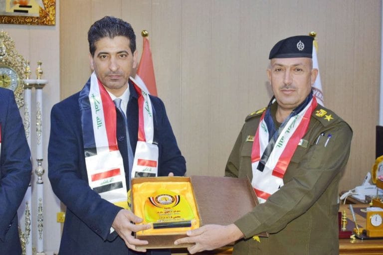 السيد معاون عميد كلية التربية يشارك في مناقشة رسالة ماجستير في رحاب جامعة الانبار