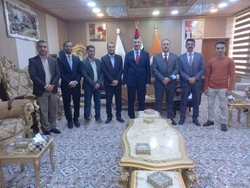 رئيس الجامعة يزور كلية الادارة و الاقتصاد للاطلاع على استعدادات الامتحانات فيها.