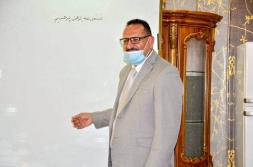 ا.د محمد صالح خليل يحصل على درع الابداع والتميز