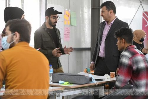 الجهود البلاغية عند الدكتور فاضل التميمي تُناقش في رسالة ماجستير