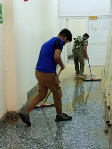 تدريسية من الآداب في نخيل عراقي