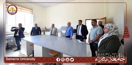 السيد عميد كلية التربية يجتمع بشعبتي المالية والتدقيق