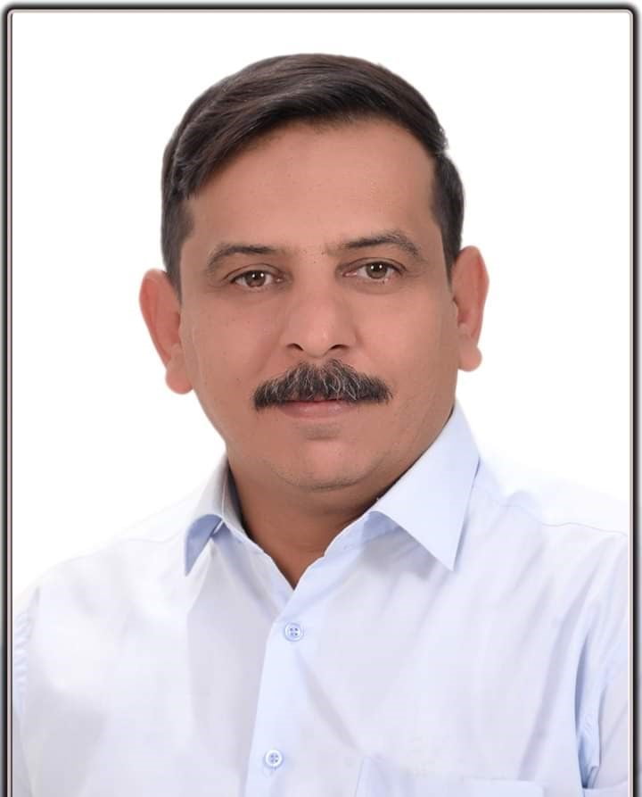 أستاذ انور احمد السامرائي